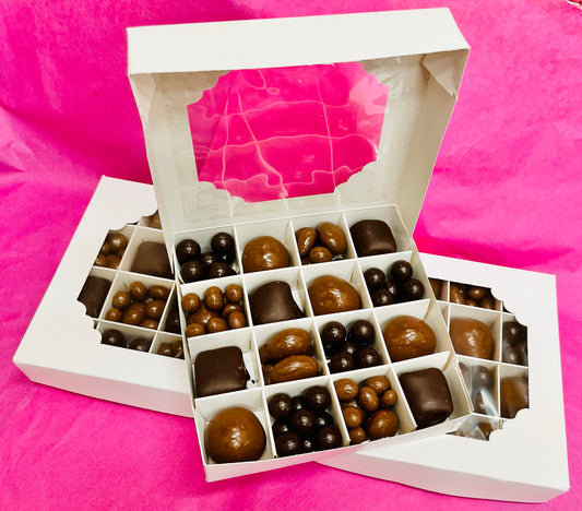 Sweet Deluxe Chocolate Box 300g