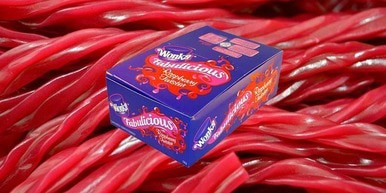 Fabulicious Raspberry Twists – Lotsa Lollies